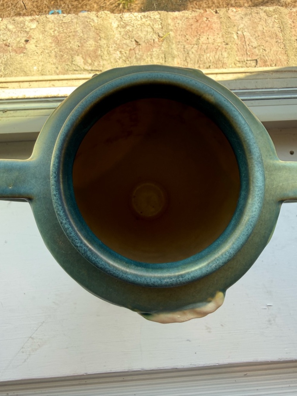 Roseville Green Feesia Art Pottery Vase - Picture 5 of 6